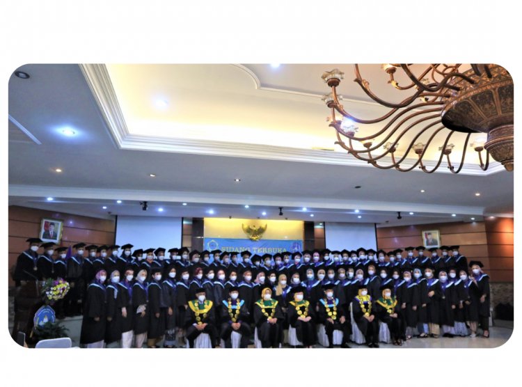 74 Lulusan Politeknik Hang Tuah Melakukan Wisuda, Pelantikan Dan Angkat Sumpah
