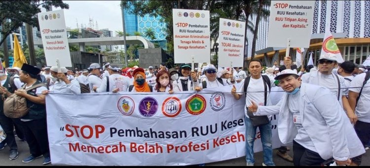 Peserta Demo Tolak RUU Kesehatan Ancam Mogok Nasional, ini Poin yang Menjadi Persoalan