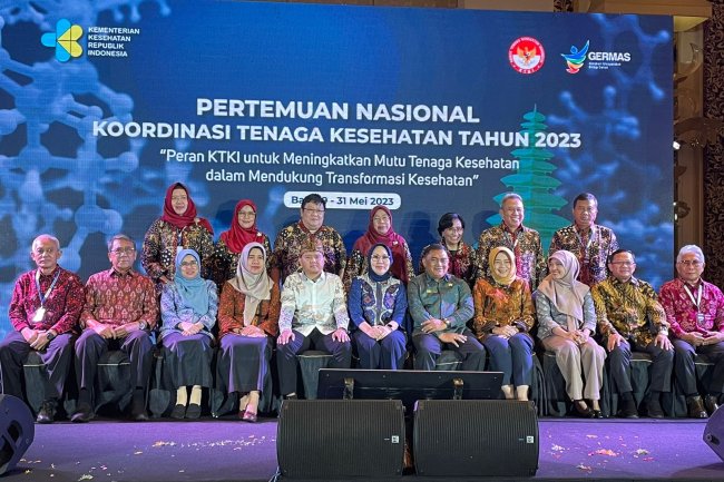 PERTEMUAN NASIONAL “Peran KTKI untuk Meningkatkan Mutu Tenaga Kesehatan dalam Mendukung Transformasi Kesehatan"