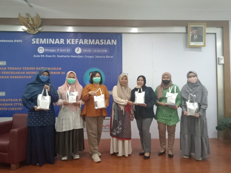 Peran TTK dalam Pencegahan Medication Eror Di Pelayanan Kesehatan serta Meningkatkan Pemahaman TTK dalam Proses Perizinan di Website Jakevo