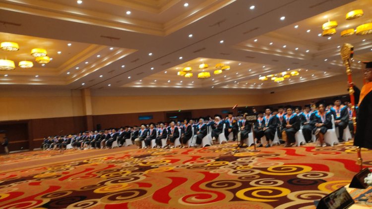 Wisuda, Angkat Sumpah dan Pelantikan  Lulusan Program Studi Diploma III Farmasi STIKES IKIFA JAKARTA 2023