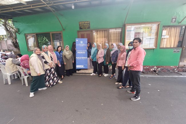 Bakti Sosial  PAFI DKI Jakarta Peduli Sekitar "Rw05, Kelurahan Kampung Melayu"