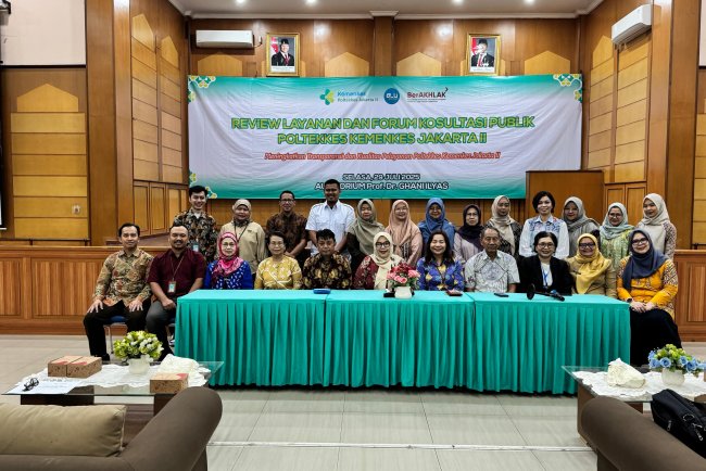 Review Pelayanan dan Forum Konsultasi Publik Poltekkes Kemenkes Jakarta II