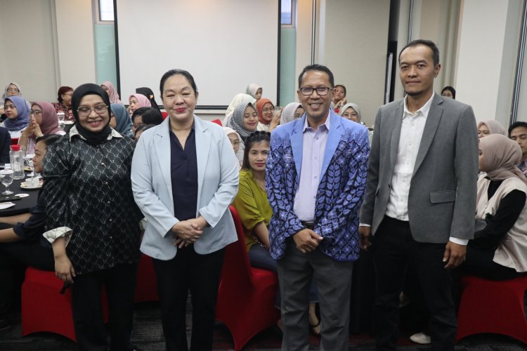 Seminar Kefarmasian "Peran Strategis Tenaga Teknis Kefarmasian dalam Manajemen Diabetes dan Dislipedimia Untuk Mencegah Penyakit Kardiovaskular"