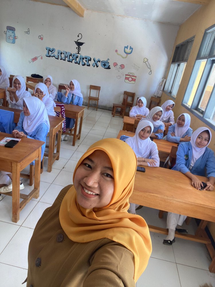 KIE Kader Keamanan Obat Herbal dan Supplement di Sekolah