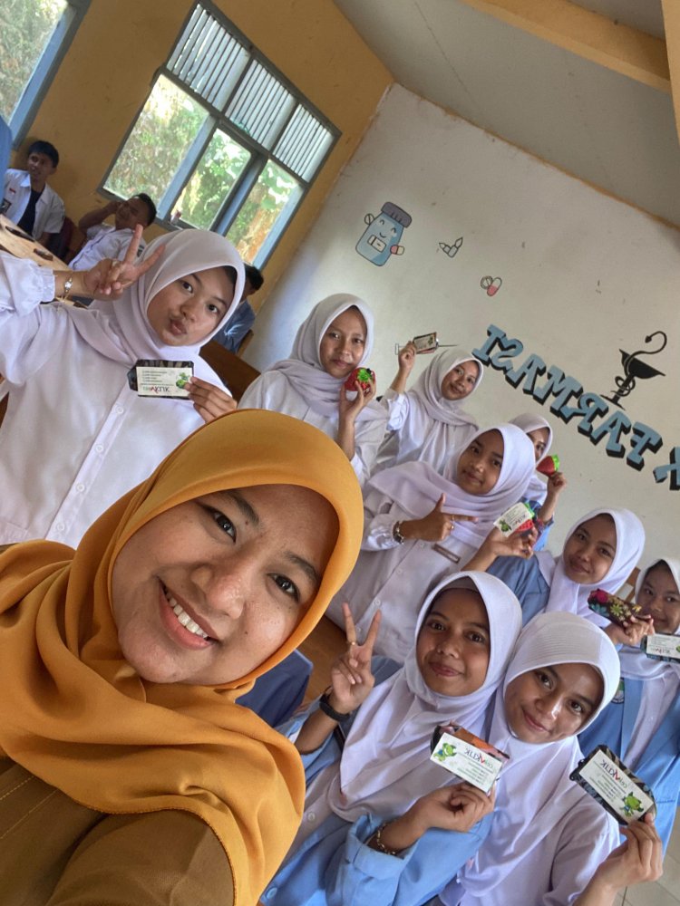 KIE Kader Keamanan Obat Herbal dan Supplement di Sekolah