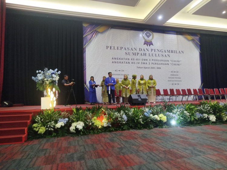 Pelantikan dan Pengambilan Sumpah Lulusan Kompetensi Keahlian Farmasi Klinis dan Komunitas SMK 3 Perguruan CIKINI