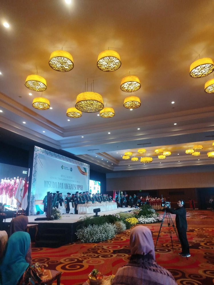 Poltekkes Kemenkes Jakarta II Gelar Wisuda, 99 Lulusan D3 Farmasi Resmi Diwisuda